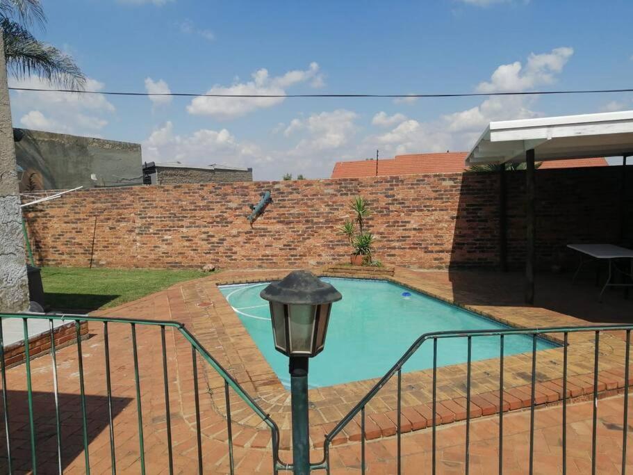 The Hidden Villa บ็อคสเบิร์ก ภายนอก รูปภาพ